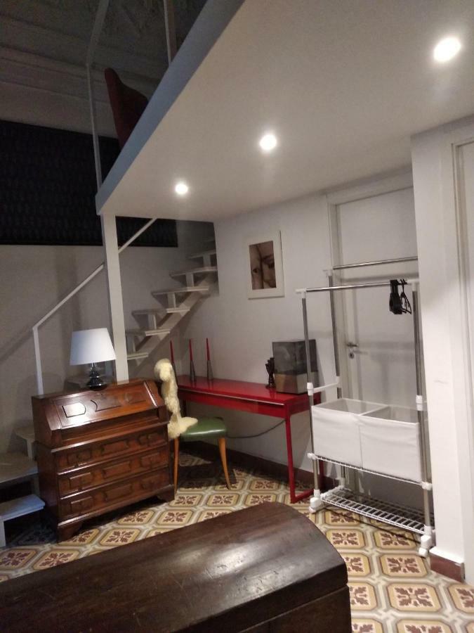 Suite Il Letto Sotto Il Tetto Catania Exterior foto